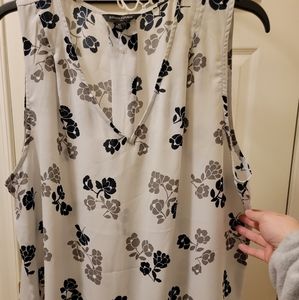 Banana Republic sleeveless top